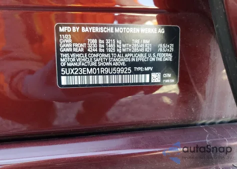 2024 BMW X7 xDrive40I z USA, uszkodzony, nr VIN 5UX23EM01R9U59925